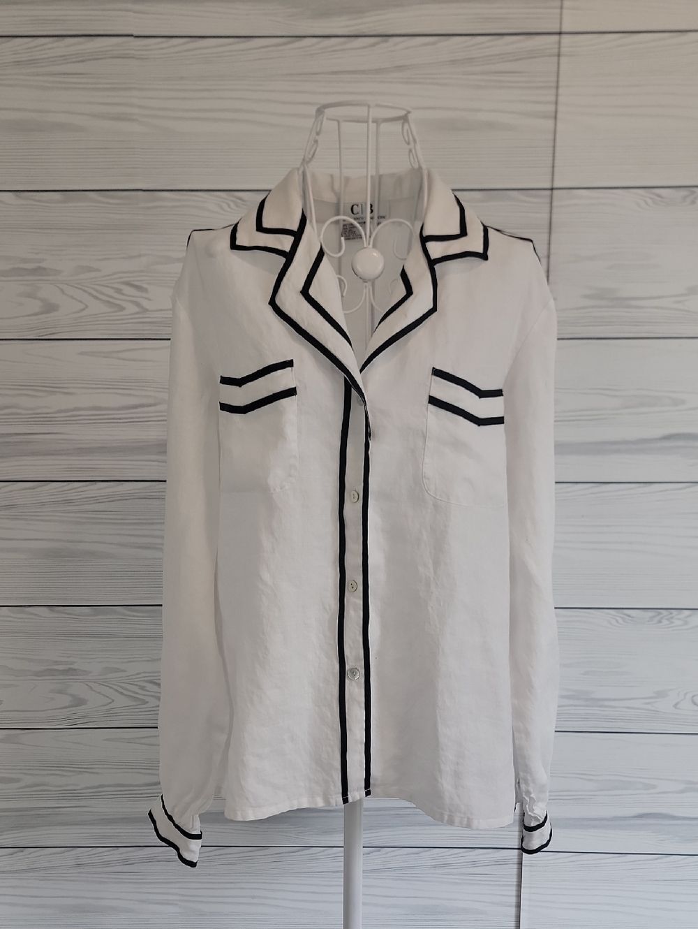 Carry Back New York Linen Blouse White With Black Trim Womens Size 10